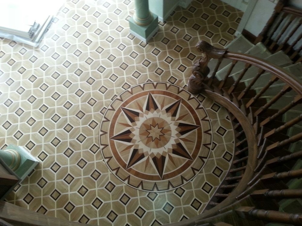 Large format Italian porcelain tile kitchen floor